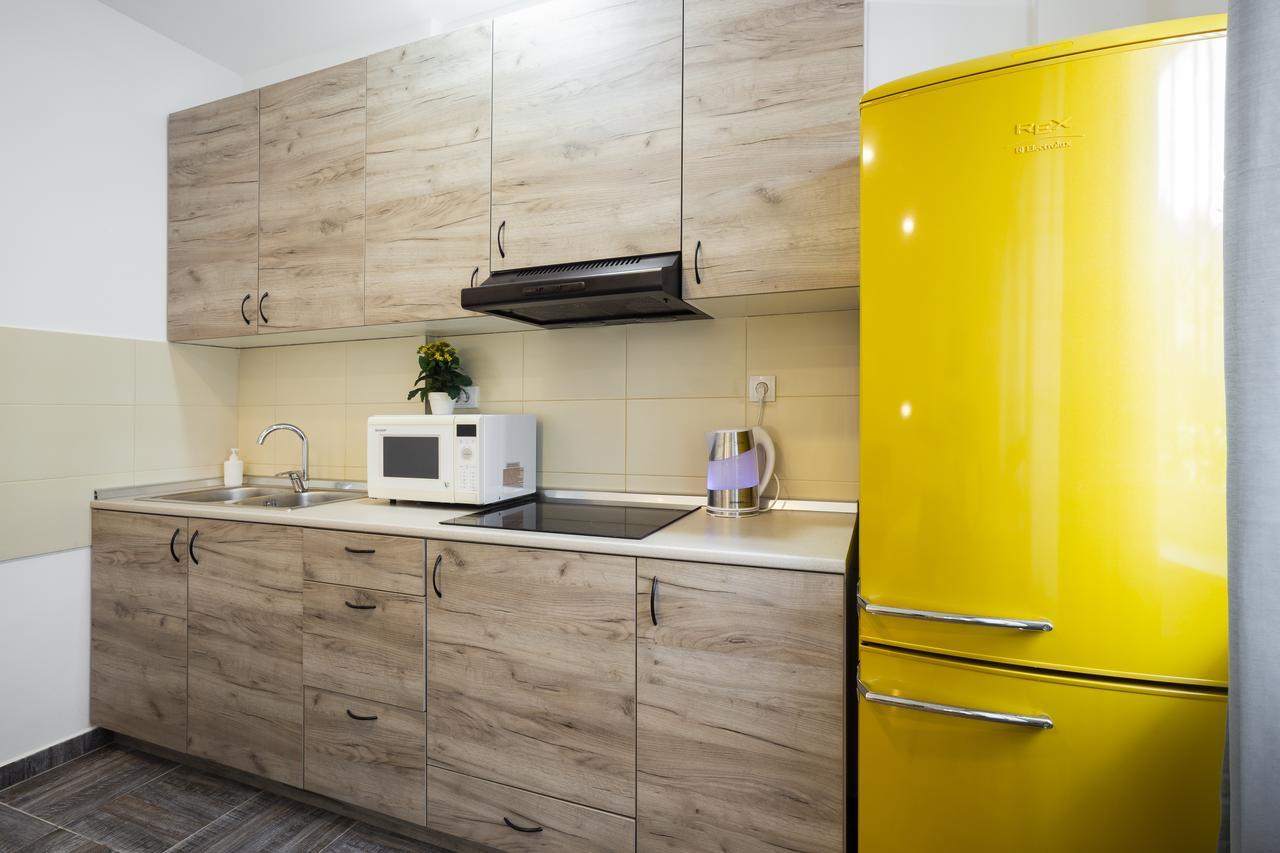 Giallo Apartment - Free Private Parking Novi Sad Exterior foto